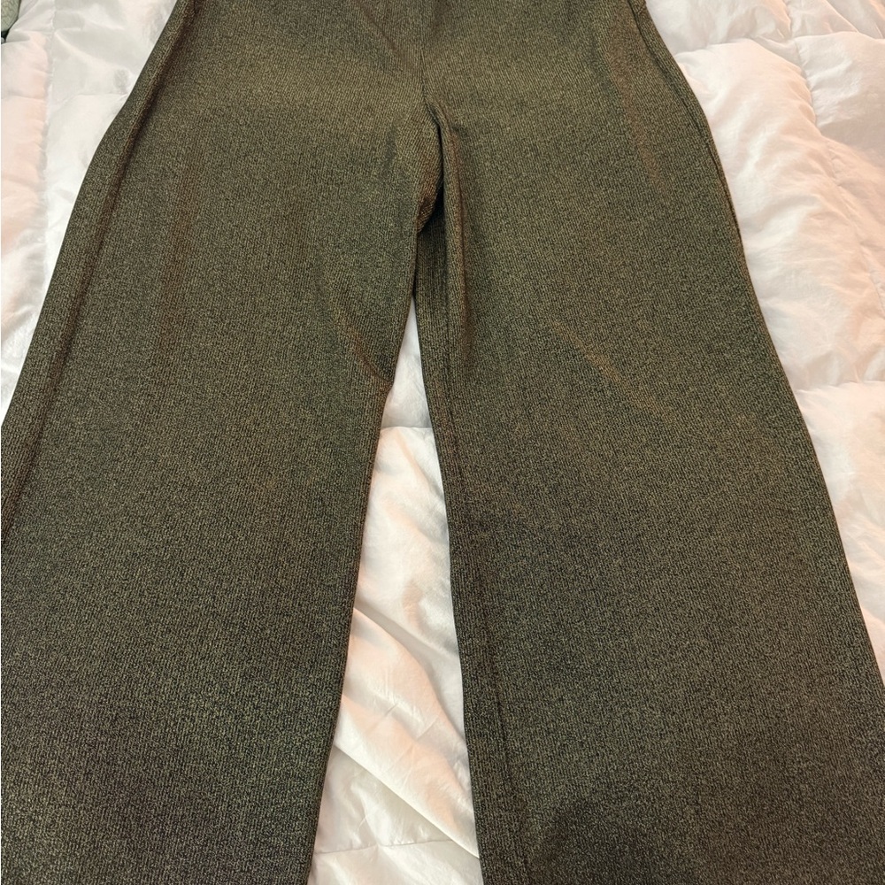 Elegant Women's Wide-Leg Pants in Black and Gold - New with tags size L